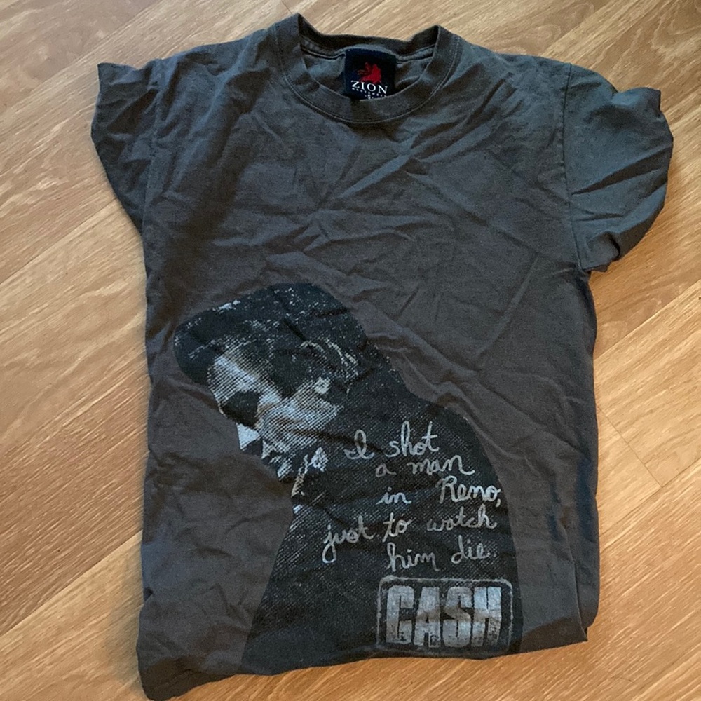 3/$45 🛍 Johnny cash T-shirt